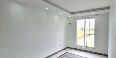 فروش ویلای همکف فول مبله آپادانا ۱۵۰ متری