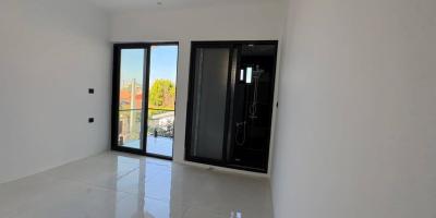 ویلای نیم پیلوت مدرن نور ۲۰۰ متر زمین