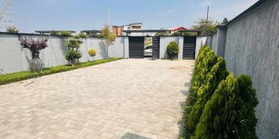 ویلای تریبلکس مدرن چمستان ۴ خواب مستر استخر